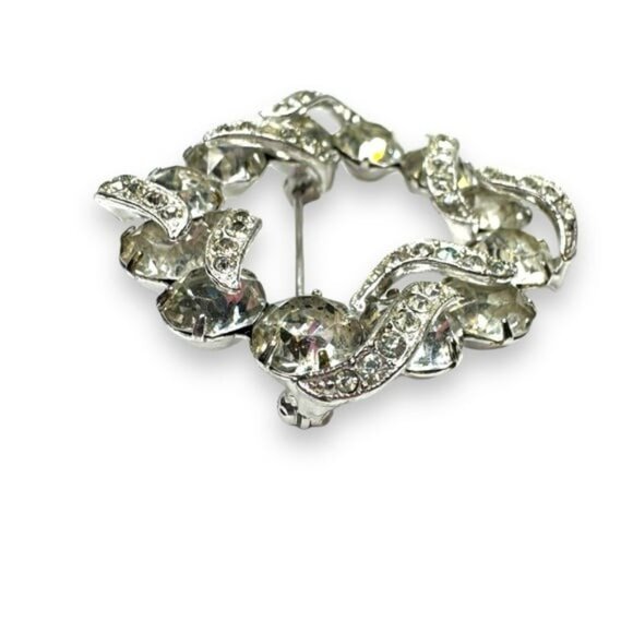 Eisenberg Clear Rhinestone Wreath Brooch Silver Tone Swirl Design Vintage - Picture 6 of 10